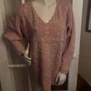 Elegant Dusty Pink Floral Women's sweater